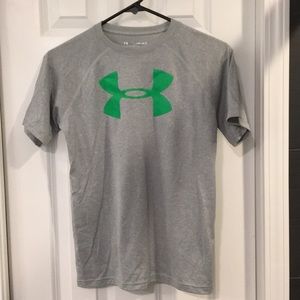 Under Armour Boy’s Heat Gear T-Shirt Medium Grey